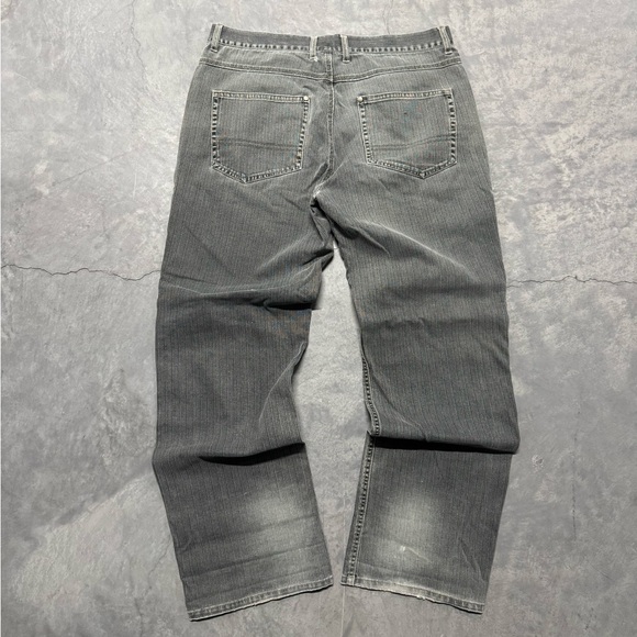 Men's Relaxed Fit Gray Jeans - Picture 2 of 7